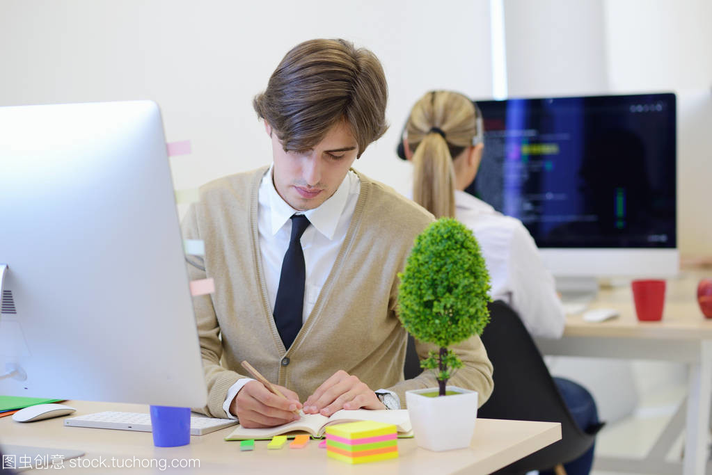 优化办公室软件开发 网络技术服务的赋能与挑战